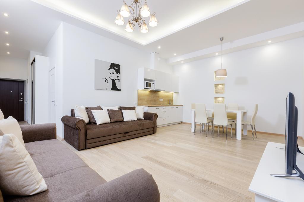 Center Avenue Apartments Вилнюс Стая снимка
