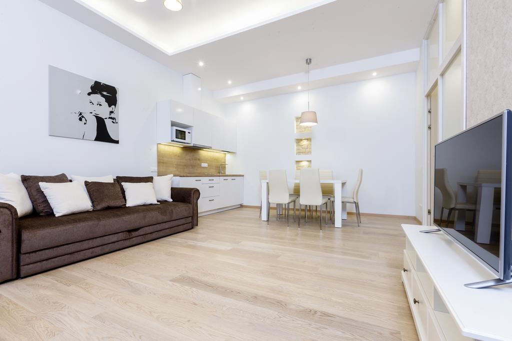 Center Avenue Apartments Вилнюс Екстериор снимка